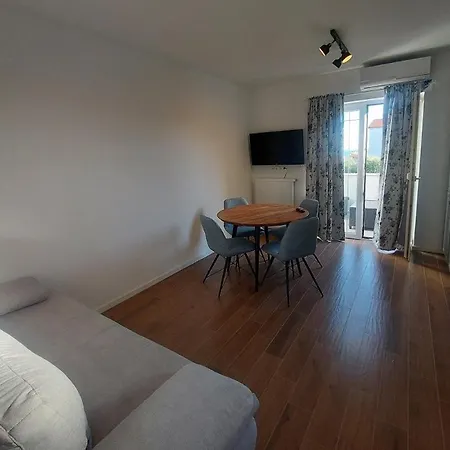 With Parking Space - Biograd - 24713